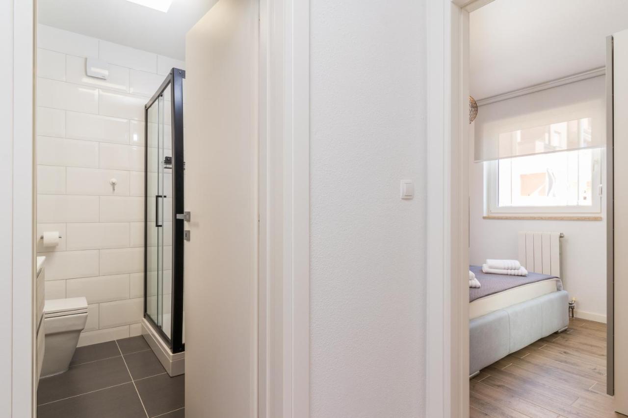 New Apartment Near Sea With 3 Bedrooms And 2 Bathrooms พูลา ภายนอก รูปภาพ
