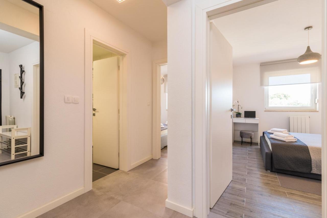 New Apartment Near Sea With 3 Bedrooms And 2 Bathrooms พูลา ภายนอก รูปภาพ